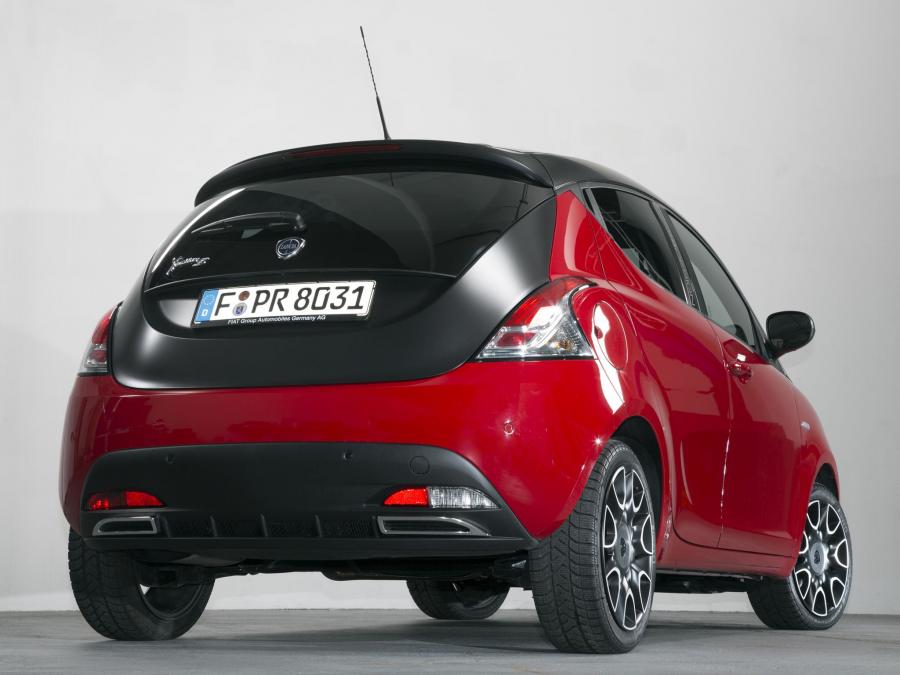  Lancia Ypsilon S by MomoDesign 2013 года  (фото 28 из 37)